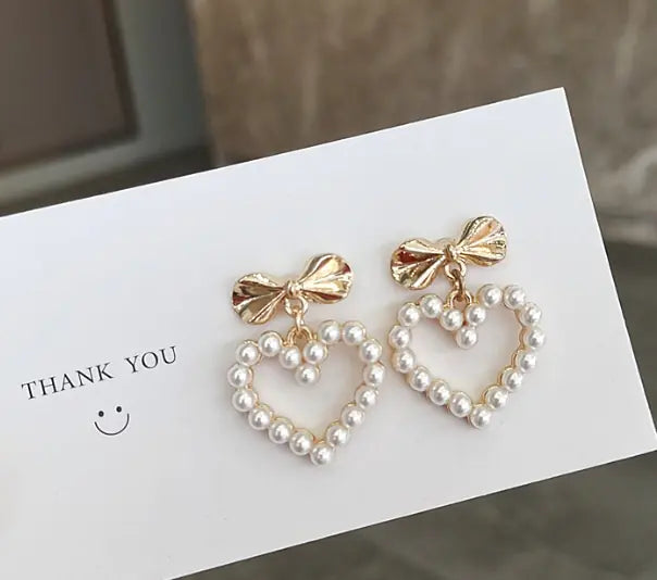 Brincos Coração de Pérolas