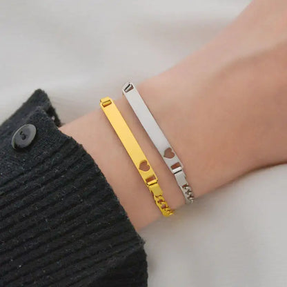 Pulseira de Aço Inoxidável com Coração