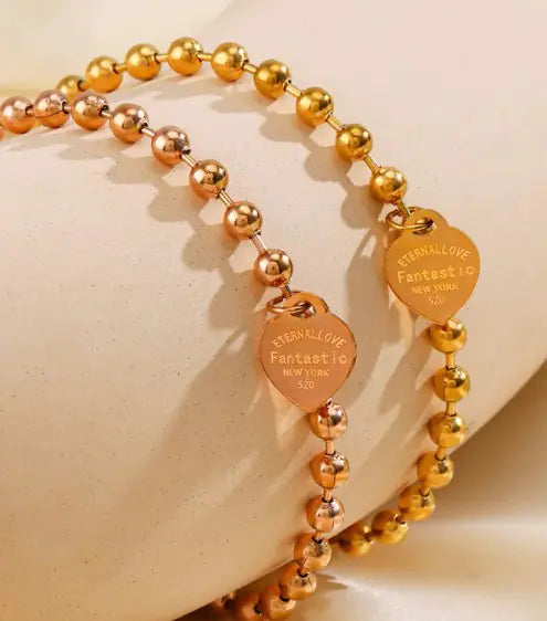 Pulseira Dourada com Corações