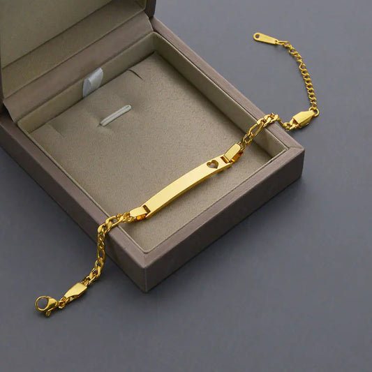 Pulseira de Aço Inoxidável com Coração