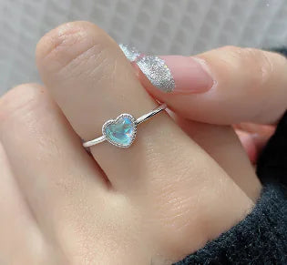 Anel em Forma de Coração da Lua Aurora