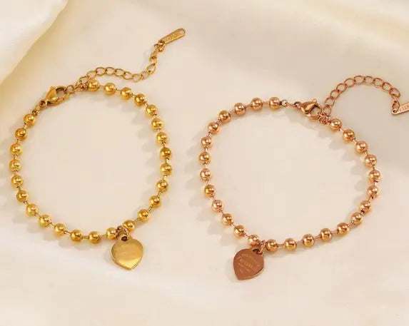 Pulseira Dourada com Corações